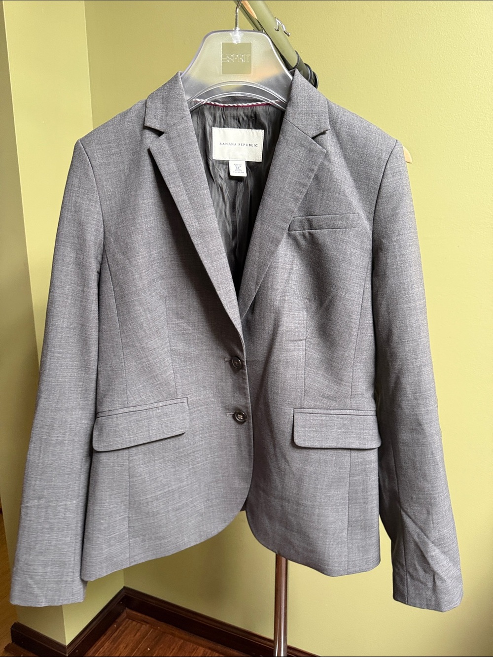 Banana Republic Light Gray Women's Tailored Blazer